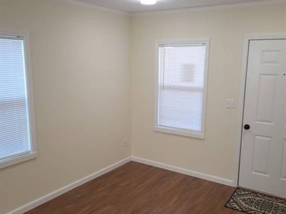 2nd image of 1538 Longfield Ave