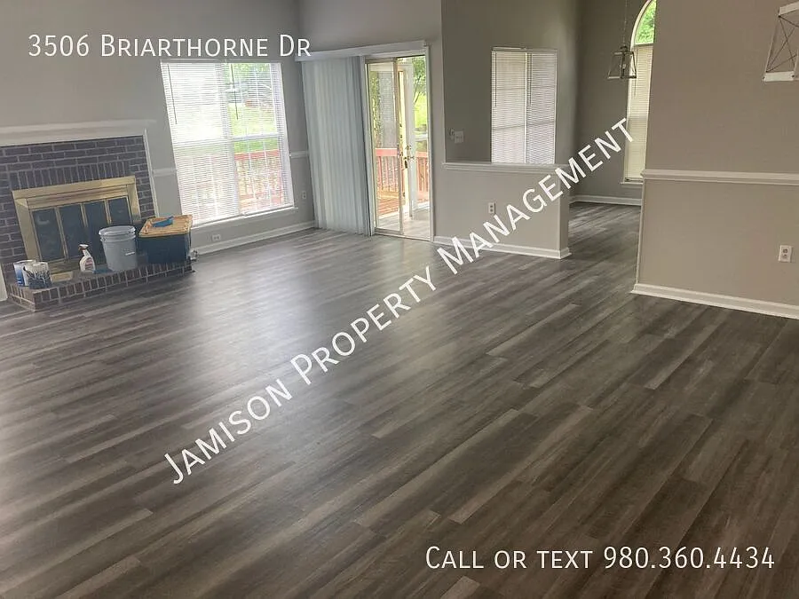 Three Bed Two Bath Home in Charlotte! — Photo 2