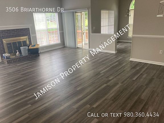 2nd image of 3506 Briarthorne Dr