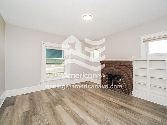 2-Living Room