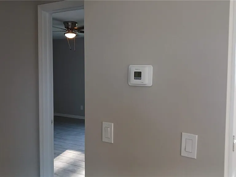 934 Marilyn Ave S — Photo 5