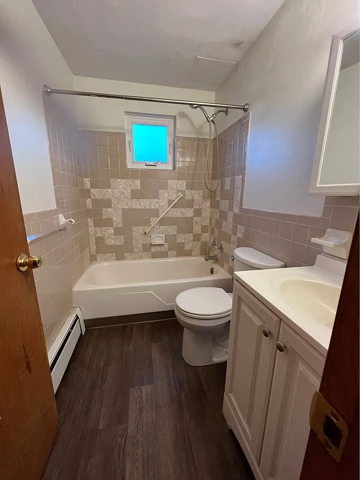 2 bed, 750 sqft, $1,175 — Photo 2