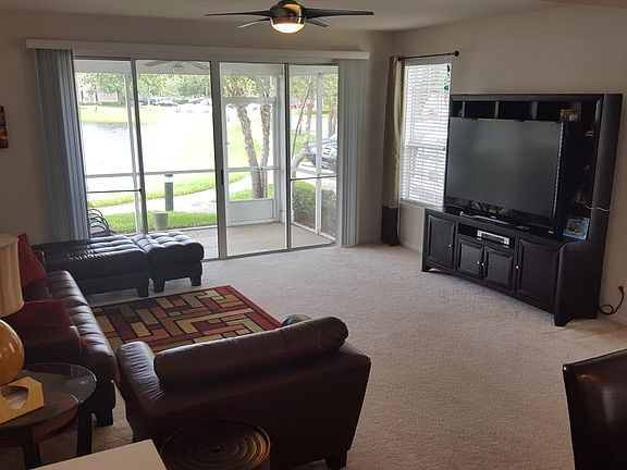 3rd image of 11274 Campfield Cir