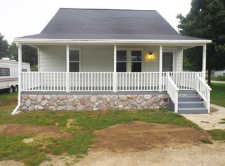 1817 Church St, Dorr, MI 49323