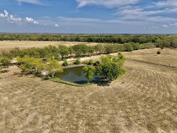 2nd image of 2675 Dowell Rd