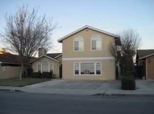 1431 Line St, Hollister, CA 95023