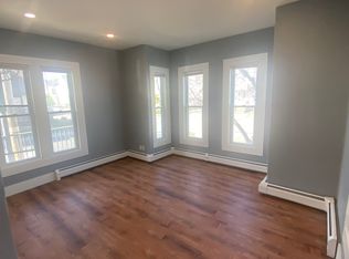 518 Westford St, Lowell, MA 01851