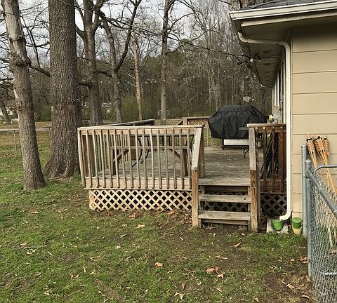 4th image of 1013 Blanton Dr