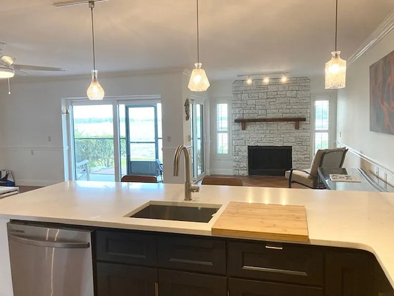 373 NW 14th Pl — Photo 14