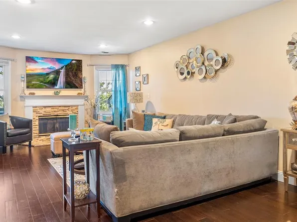 66 Amethyst Ln #280, Paterson, NJ 07501