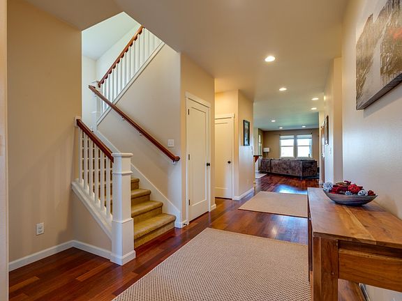 4th image of 2778 SW Fairway Point Dr