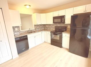 1084 Old Forge Rd, New Castle, DE 19720