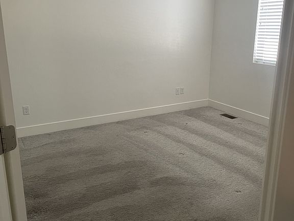 5th image of 3351 E Kathaway Ln