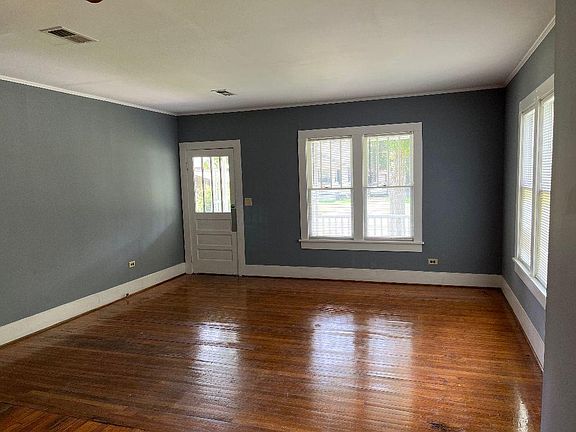 2nd image of 408 S 12th Ave