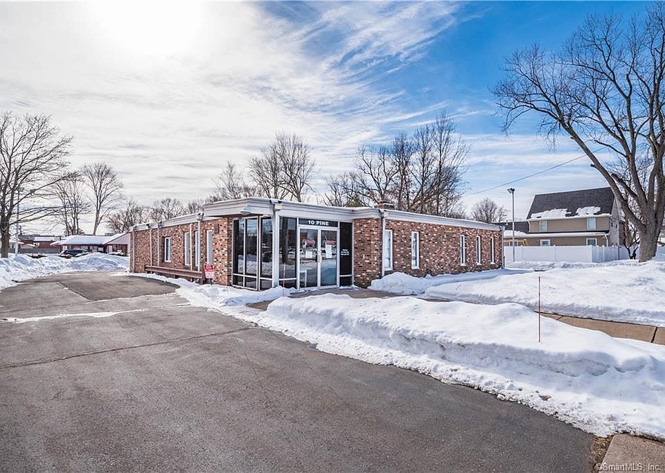 10 Pine St, Plainville, CT 06062 Zillow