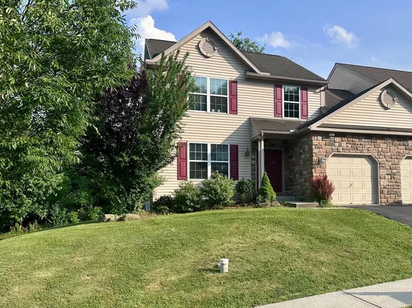 732 Seem Dr, Kutztown, PA 19530