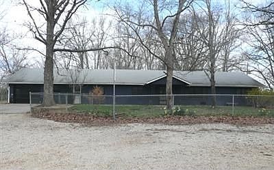 1st image of 460 Greenway Dr