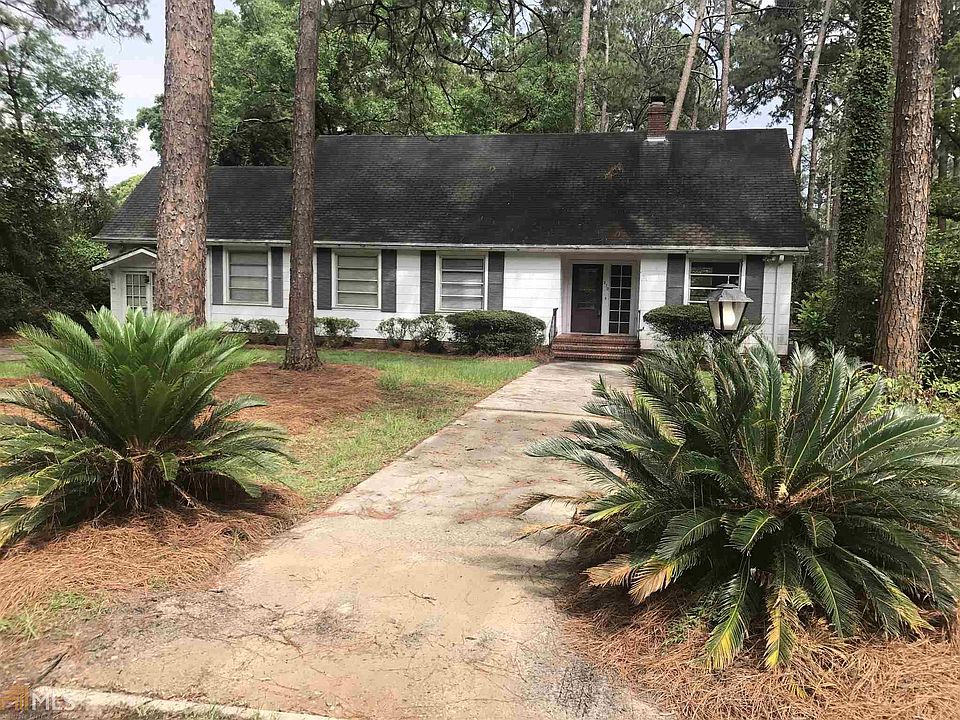 1st image of 210 Vista Cir