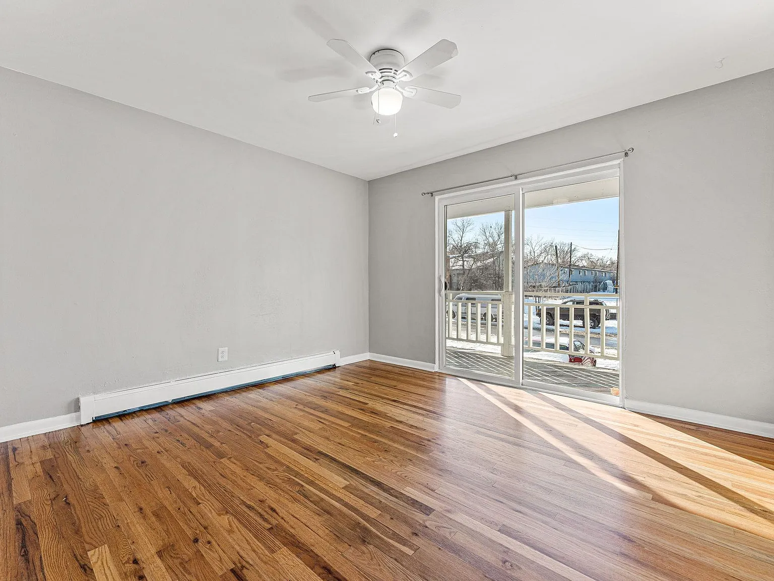 2 bed, 800 sqft, $1,400 — Photo 1