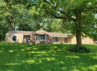 11900 S Timberlane Dr, Palos Park, IL