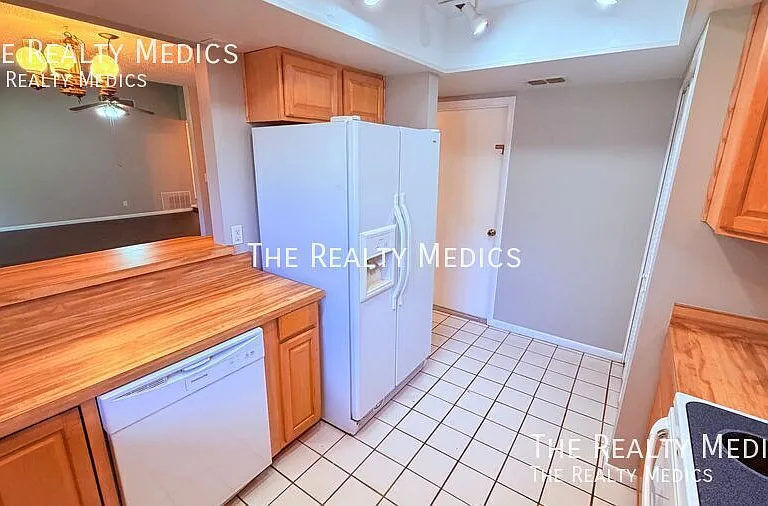 481 Timberwood Trl — Photo 33