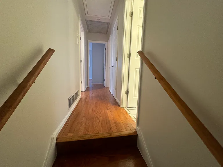 408 S Hammond Dr — Photo 15