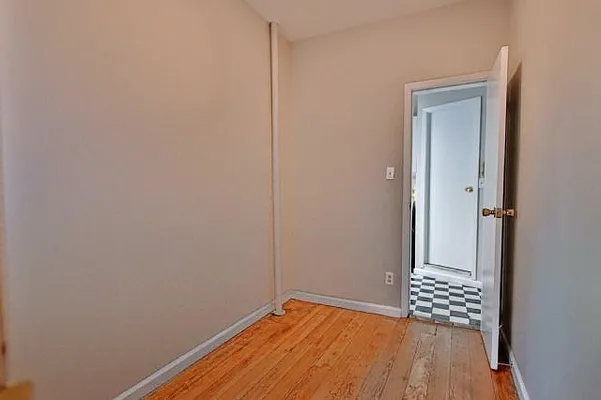 Rented by REAL New York | media 23