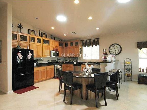 2nd image of 10418 Apples Eye St
