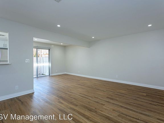 4th image of 1749 Sunflower Ave APT B