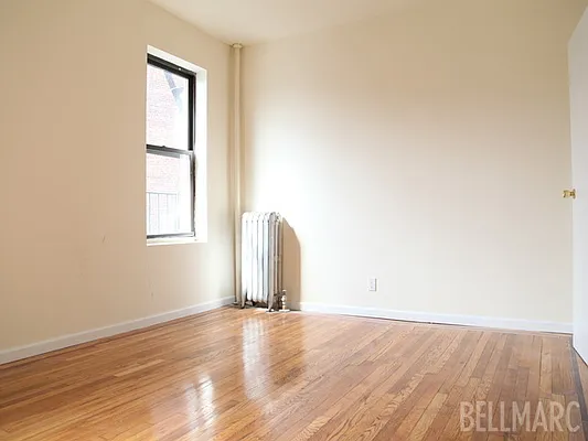 Rented by Bellmarc Realty | media 4