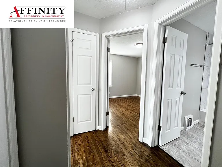 7720 Floyd St — Photo 9