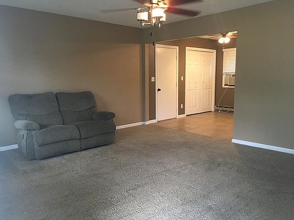 4th image of 1107 Greenway Dr