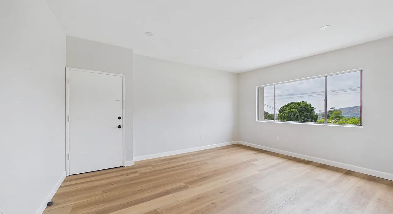 Studio, 467 sqft, $1,795 — Photo 2