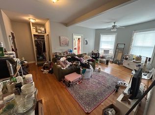 1154 W Lunt Ave APT 206, Chicago, IL 60626