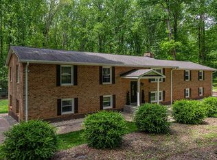 4559 Peeples Rd, Oak Ridge, NC 27310