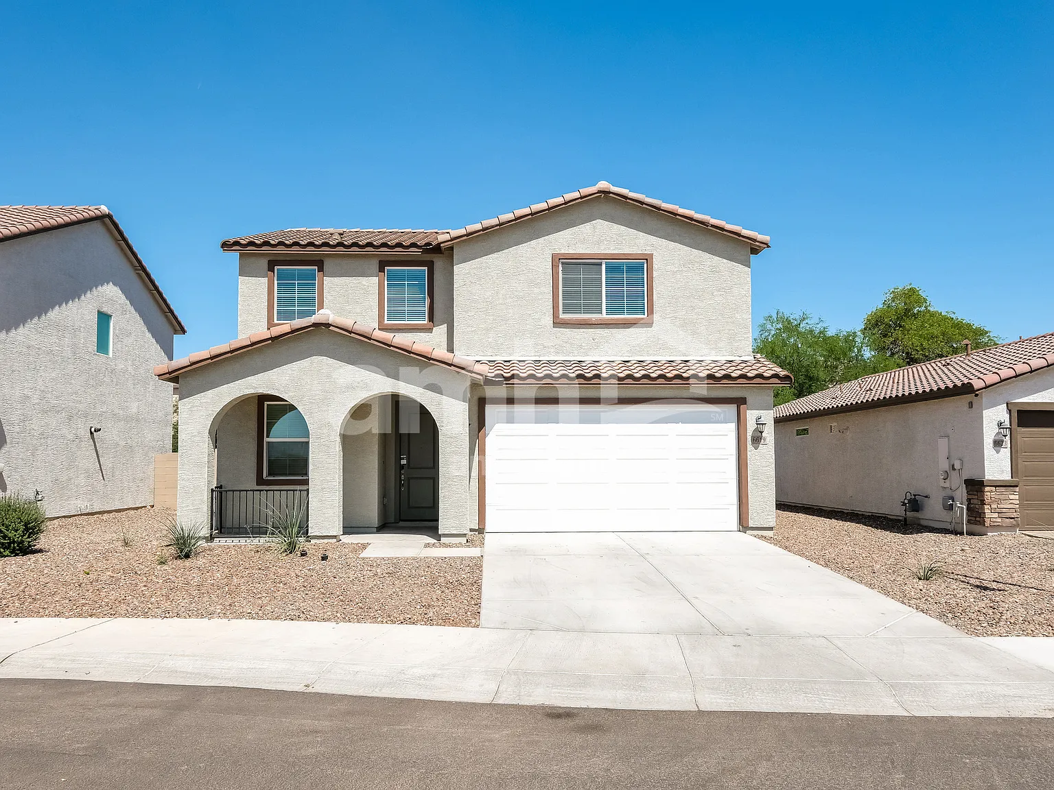 3 bed, 2.5 bath, 1766 sqft, $2,275 — Photo 1