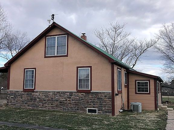 4th image of 18154 W Highway 32