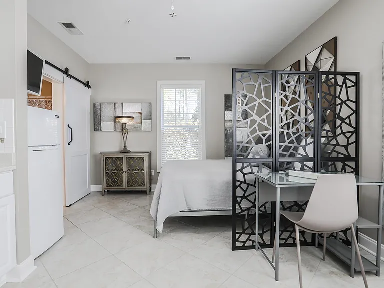 112 Cypress Point Ct #106B — Photo 15