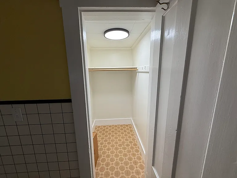 36 Jefferson St — Photo 12