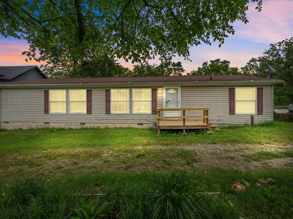 4161 Oakwood Road, Merriam Woods, MO 65740