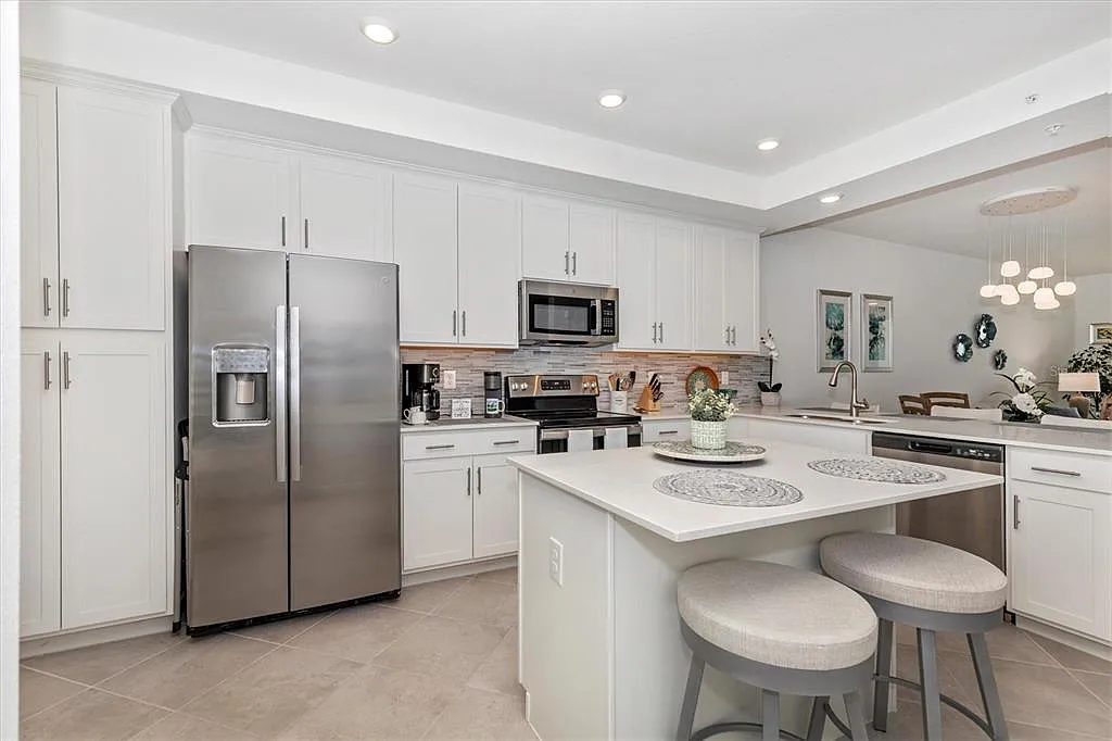 2 bed, 2.0 bath, 1120 sqft, $2,500 — Photo 4