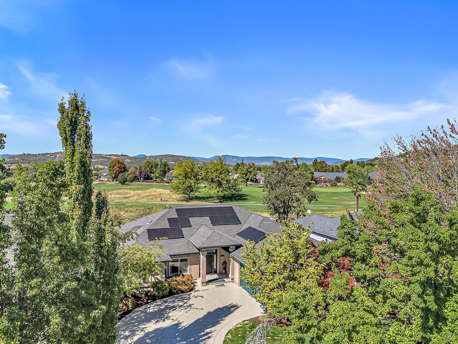 422 Robert Trent Jones Blvd