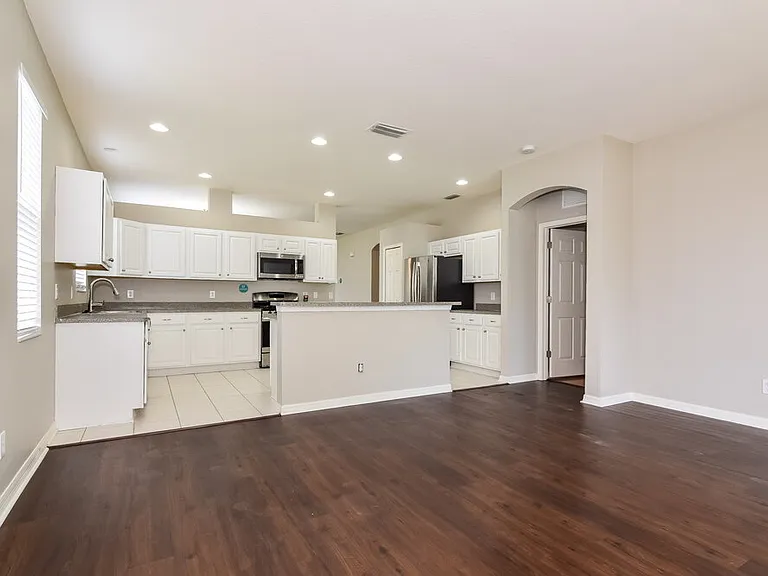7936 Terrace Ridge Dr — Photo 8