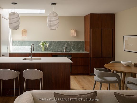 3rd image of 157 Hallam St #D