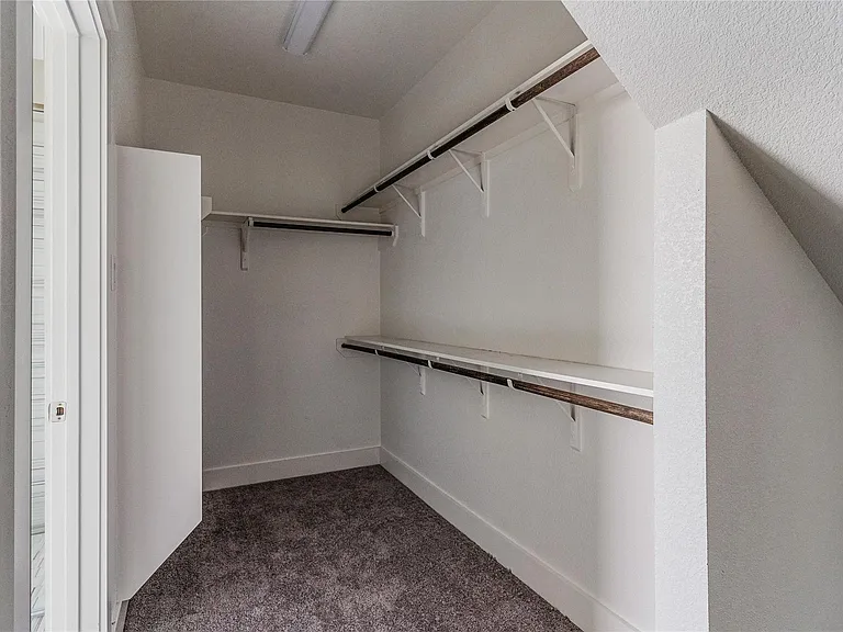4702 Cold Stream Ct — Photo 10
