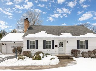 95 Ripplewood Dr, Rochester, NY 14616