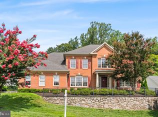 8104 Chars Landing Ct, Springfield, VA 22153