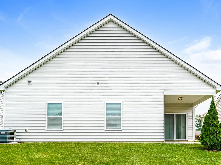 4001 Blue Mountain Cir — Photo 15