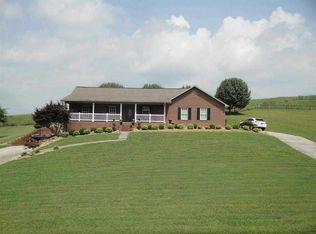 3044 Waters Edge Dr, Morristown, TN 37814