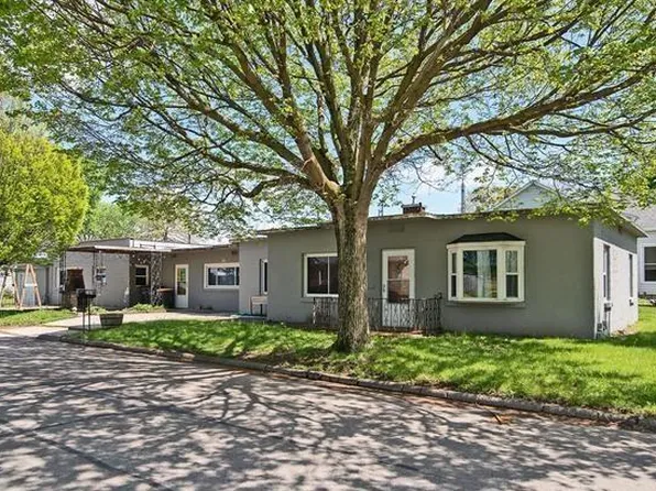 104 N 15th St, Decatur, IN 46733